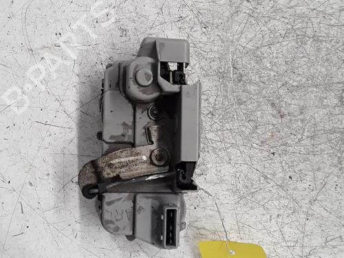 Fechadura trás esquerda Fechadura trás esquerda PEUGEOT 406 (8B) 1.9 TD (90 hp) 30015463 30015463