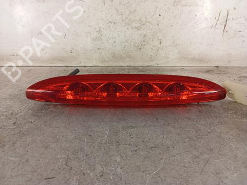 Używane Trzecie światło stopu PEUGEOT 208 I (CA_, CC_) 1.6 HDi / BlueHDi 75 (75 hp) 30019984