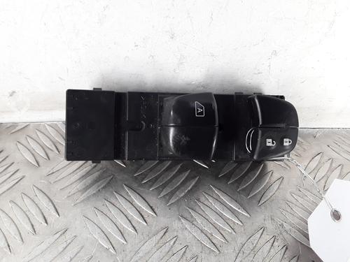Used Left front window switch NISSAN MICRA V (K14) 0.9 IG-T (90 hp) 30321211