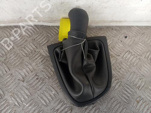 Used Shift knob RENAULT CLIO IV (BH_) 1.5 dCi 75 (75 hp) 31834214