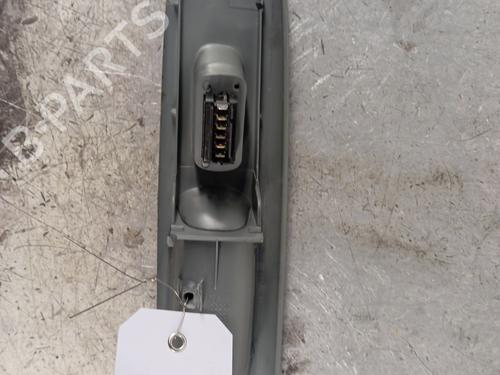 Used Right front window switch Right front window switch RENAULT TWINGO I (C06_) 1.2 16V (C060) (60 hp) 30017029 30017029