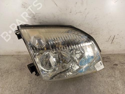 Used Right headlight NISSAN X-TRAIL I (T30) 2.2 dCi 4x4 (136 hp) 30010299
