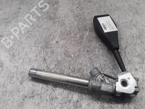 Used Seat buckle RENAULT KANGOO Express (FW0/1_) 1.6 16V LPG (FW03, FW09, FW0W) (106 hp) 30013801