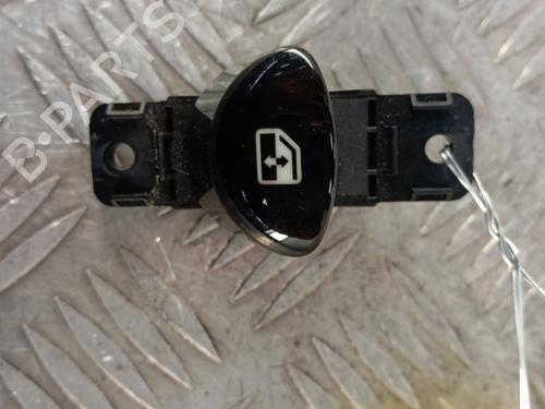 Used Right front window switch Right front window switch FIAT 500 (312_) 1.2 (312AXA1A) (69 hp) 33946248 33946248