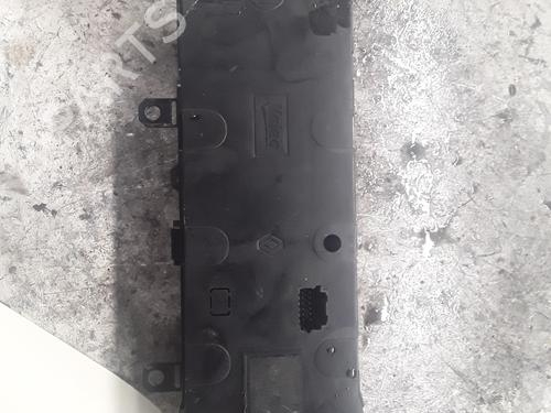 climate-control-renault-zoe-bfm_-2012-30025910 main image