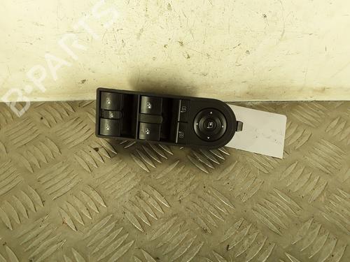 Used Left front window switch OPEL ZAFIRA / ZAFIRA FAMILY B (A05) 1.9 CDTI (M75) (150 hp) 30171676