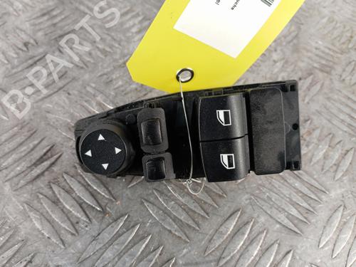 Used Left front window switch Left front window switch BMW 1 (F21) 118 d (143 hp) 33738638 33738638