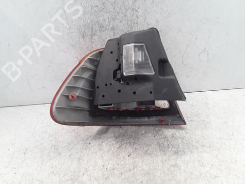 Used Right taillight BMW 3 (E46) 320 i (150 hp) 30019511
