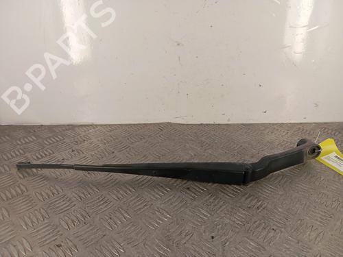 front-windshield-wiper-arm-renault-kadjar-ha_-hl_-2015-33996052 main image