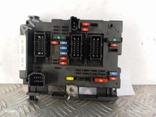 Used Fuse box Fuse box PEUGEOT 206+ (2L_, 2M_) 1.4 i (73 hp) 35989595 35989595