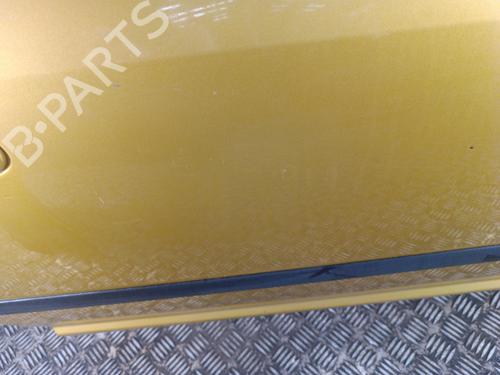 Used Right front door Right front door 31945897 31945897