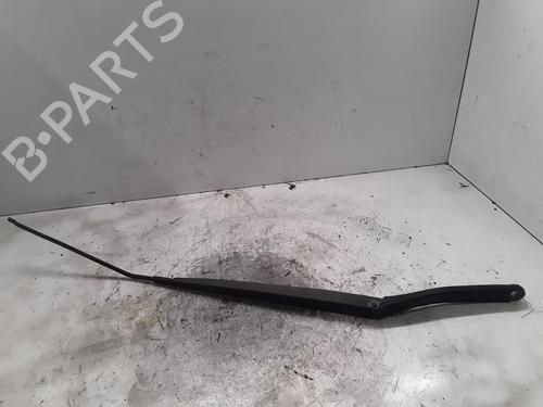 Used Front windshield wiper arm RENAULT CLIO IV (BH_) 1.5 dCi 75 (75 hp) 30010914