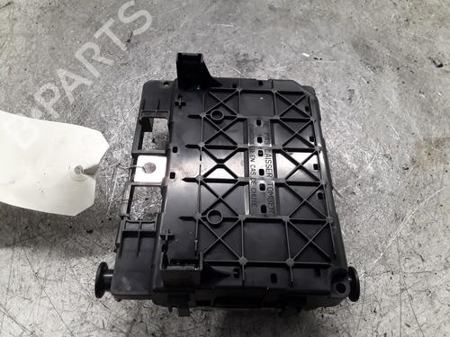 Fuse box PEUGEOT 1007 (KM_) 1.4 HDi | BP30018332E1