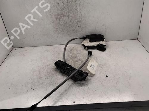 Używane Zamek drzwi przednich prawych VW POLO V (6R1, 6C1) 1.2 TSI 16V (90 hp) 30011192