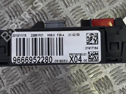 Fuse box CITROËN C3 II (SC_) 1.0 VTi 68 | BP30016666E1