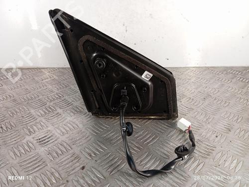 left-mirror-toyota-yaris-_p21_-_pa1_-_ph1_-2020-37740832 main image