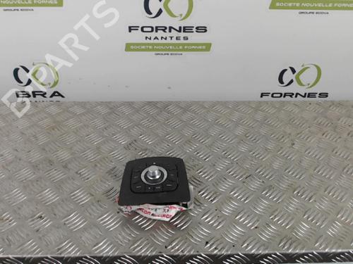 Used Switch RENAULT SCÉNIC III (JZ0/1_) 1.5 dCi (JZ02, JZ0R) (95 hp) 30027761