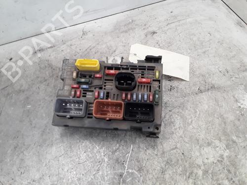 Fuse box CITROËN BERLINGO MULTISPACE (B9) 1.6 HDi 110 | BP30015067E1 