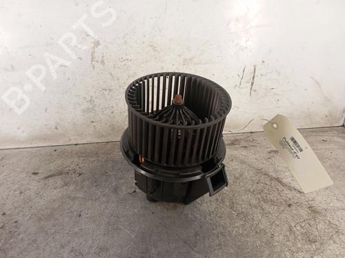 Heater blower motor CITROËN C4 CACTUS 1.2 VTi 82 | BP30025264M62