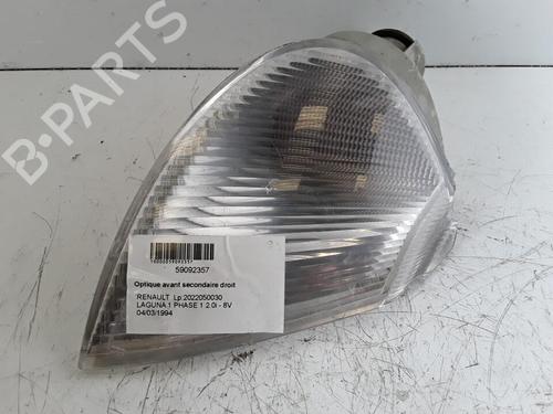 Used Right front indicator RENAULT LAGUNA I (B56_, 556_) 2.0 (B56C/H/N) (113 hp) 30027334