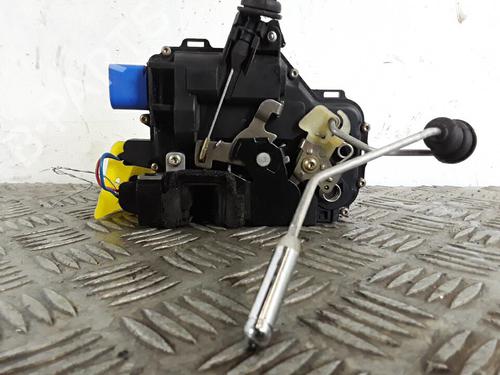 Used Front right lock SKODA FABIA I Combi (6Y5) 1.9 TDI (100 hp) 30016390