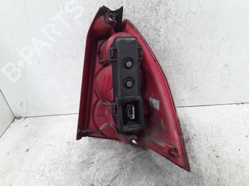 Farolim esquerdo Farolim esquerdo PEUGEOT 307 Break (3E) 1.6 HDi 110 (109 hp) 30009159 30009159