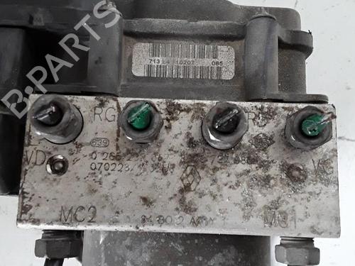 Used ABS pump RENAULT MEGANE II (BM0/1_, CM0/1_) 1.9 dCi (131 hp) 30016623
