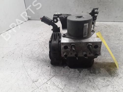 Used ABS pump FORD MONDEO IV Turnier (BA7) 2.0 TDCi (115 hp) 30024611