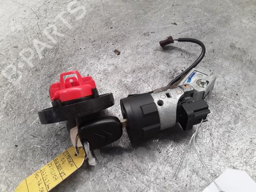 Used Ignition barrel CITROËN C4 I (LC_) 2.0 HDi (136 hp) 30008610