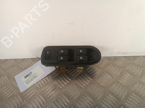 Used Left front window switch RENAULT GRAND SCÉNIC II (JM0/1_) 1.9 dCi (JM0G, JM12, JM1G, JM2C) (120 hp) 30023275