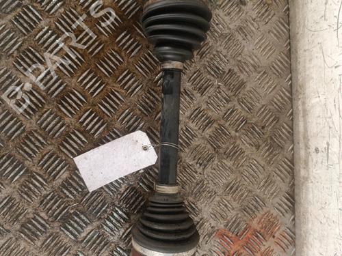 Drivaksel fortil venstre OPEL ZAFIRA TOURER C (P12) 2.0 CDTi (75) | BP30017465M38