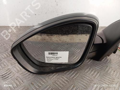 Used Left mirror Left mirror 37715970 37715970
