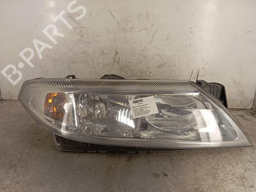 Used Right headlight RENAULT LAGUNA II (BG0/1_) 1.9 dCi (107 hp) 30017036