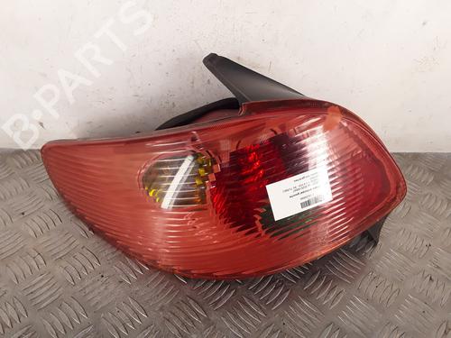 Venstre baglygte PEUGEOT 206 Hatchback (2A/C) 1.4 HDi eco 70 (68 hp) 30007387