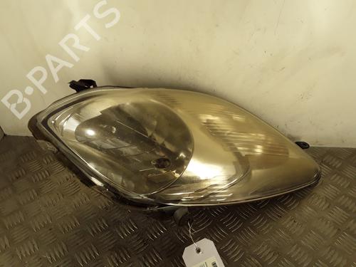 Used Left headlight TOYOTA YARIS (_P9_) 1.4 D-4D (NLP90_, NLP90R) (90 hp) 30391844