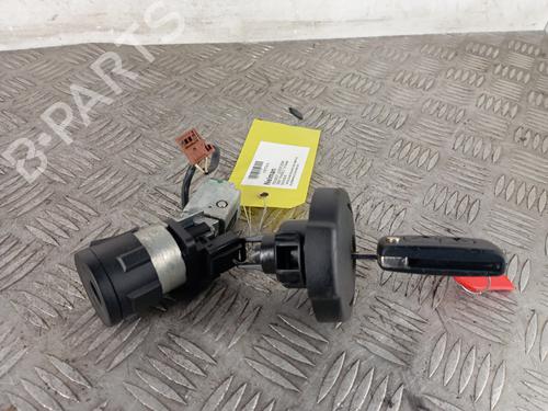 Used Ignition barrel PEUGEOT 3008 I MPV (0U_) 1.6 BlueHDi 120 (120 hp) 31804365