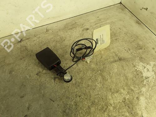 Used Seat buckle FIAT 500 (312_) 1.0 Mild Hybrid (312.AYD1B) (69 hp) 30025709