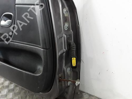 Used Left rear door Left rear door RENAULT LAGUNA II Grandtour (KG0/1_) 1.9 dCi (125 hp) 30019543 30019543