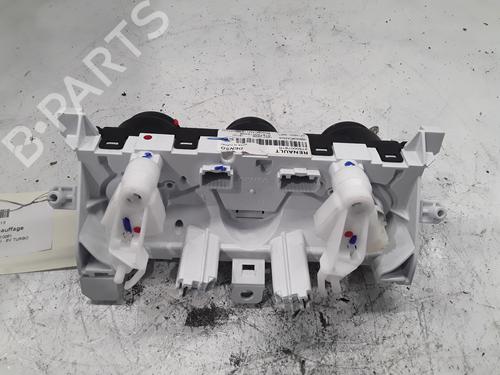 climate-control-renault-clio-v-b7_-2019-30026206 main image