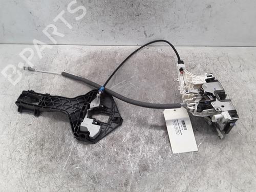 front-left-lock-mercedes-benz-sprinter-35-t-van-b906-2006-2007-2008-2009-2010-2011-2012-2013-2014-2015-2016-2017-2018-2019-2020-30023826 main image