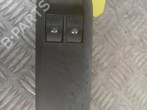 left-front-window-switch-renault-megane-ii-bm01_-cm01_-2001-2002-2003-2004-2005-2006-2007-2008-2009-2010-2011-2012-32134178 main image