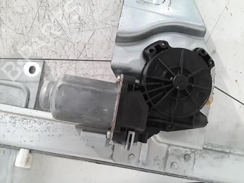 Rudehejsemekanisme Højre foran CITROËN BERLINGO MULTISPACE (B9) 1.6 HDi 110 (109 hp) 30026695