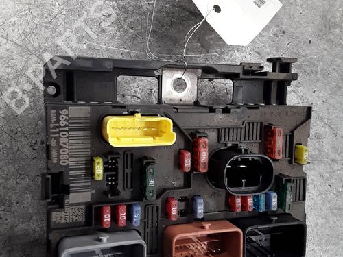 Used Fuse box PEUGEOT 307 SW (3H) 1.6 HDI 110 (109 hp) 30012836