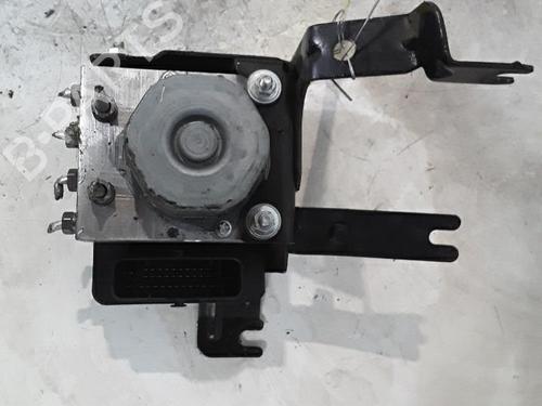 Used ABS pump RENAULT ZOE (BFM_) ZOE (92 hp) 30015490