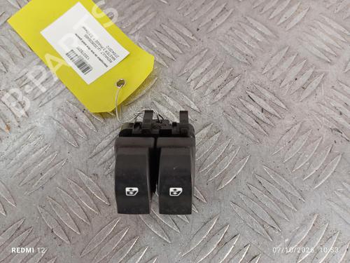 Used Left front window switch Left front window switch RENAULT MASTER III Van (FV) 2.3 dCi 100 FWD (FV0A, FV0B, FV0G, FV0K, FV0H) (101 hp) 39728082 39728082