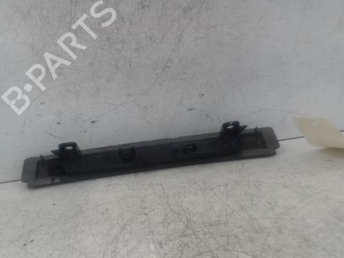 Luz central de freno RENAULT CLIO IV (BH_) 0.9 TCe 90 (BHNF, BHMA, BHMH, BHJK, BHJR) | BP30015602L11