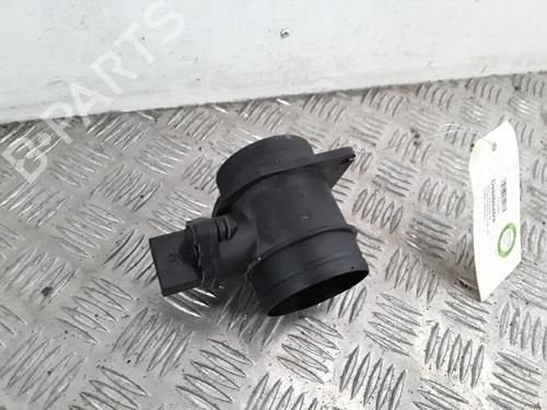 Used Mass air flow sensor Mass air flow sensor SEAT LEON (1P1) 1.9 TDI (105 hp) 30021565 30021565