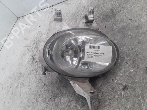 Used Right front fog light PEUGEOT 206 Hatchback (2A/C) 2.0 HDI 90 (90 hp) 30016317