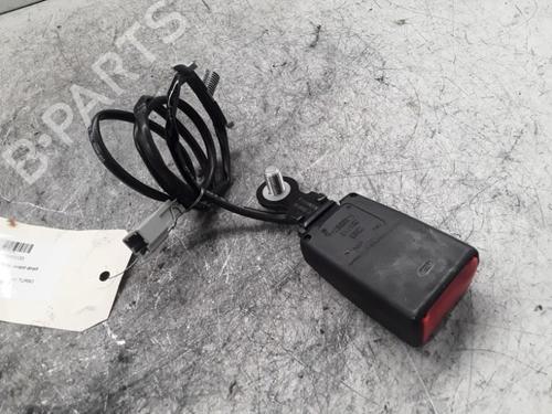 Used Seat buckle FIAT 500 (312_) 0.9 (312AXG1A, 312.AXG11) (86 hp) 30019285