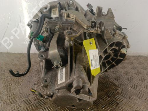 Used Gearbox Gearbox NISSAN JUKE (F15) 1.5 dCi (110 hp) 33692192 33692192